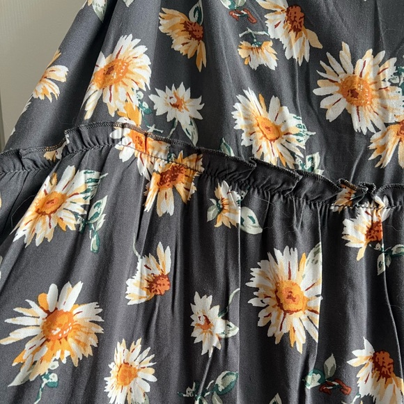 Large size dress from Maurice’s￼. Sunflower pattern. Never worn. Tag still on. - Picture 2 of 2